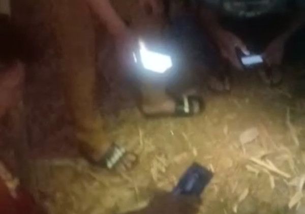 Koramil 13/Cisoka Bantu Angkat Penemuan Mayat Dalam Keadaan Terkubur, di Desa Munjul di Duga Jenis Kelamin Seorang Perempuan.