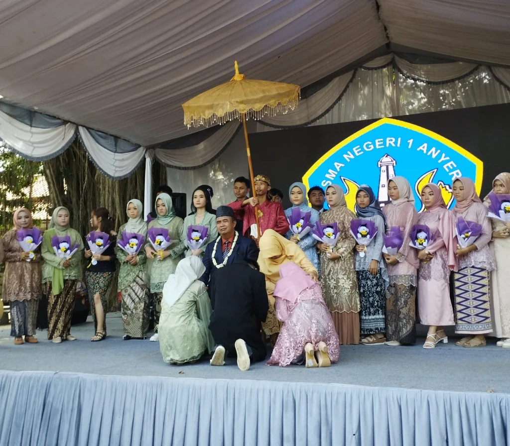 Pelepasan SMA N 1 Anyer, Banyak Siswa Berprestasi Diterima Perguruan Tinggi