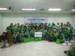 Kolaborasi Kebaikan LAZ Al Azhar dan Tokopedia Distribusikan 250 Paket Sembako untuk Lady Ojol.