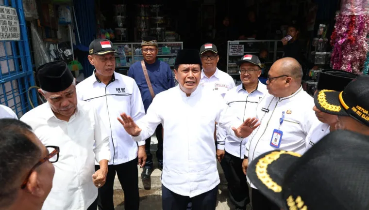 Bupati Tangerang Tinjau Langsung Permasalahan Banjir di RW 11 Villa Tangerang Elok