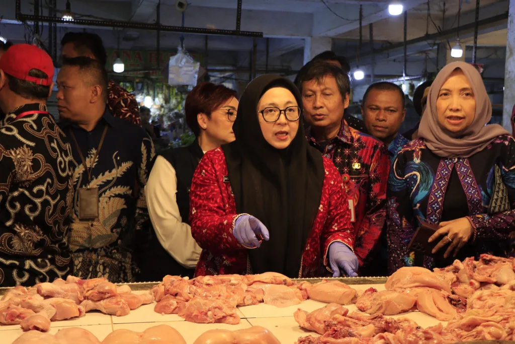 Wabup Tangerang dan BPOM Tinjau Harga dan Keamanan Sembako di Pasar Gudang Tigaraksa