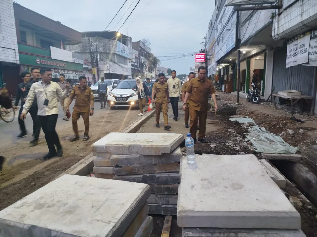 Wali Kota Serang Pastikan Proyek Penataan Pasar Royal Berjalan Sesuai Rencana