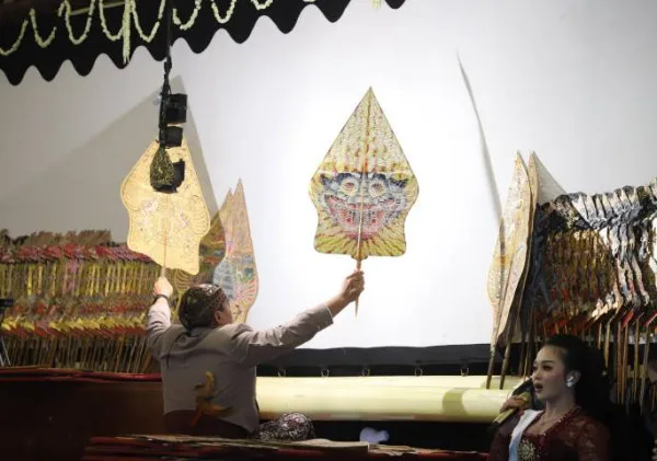 Pagelaran Wayang Kulit “Pulung Ratu” di Tangerang Memikat Ratusan Penonton