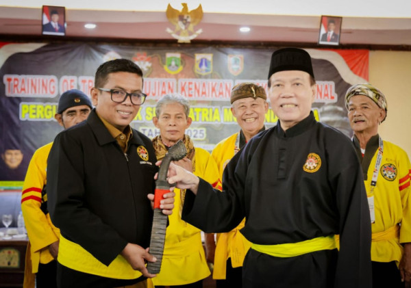 Dari Anyer, Andra Soni Dianugerahi Sabuk Kehormatan Pendekar SMI, Ada Pesan Besar di Baliknya