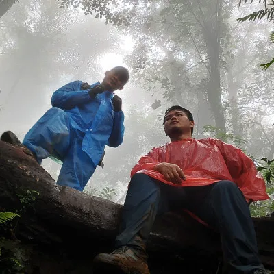 10 Hal Yang Tidak Boleh Dilakukan Saat Mendaki Gunung Karang