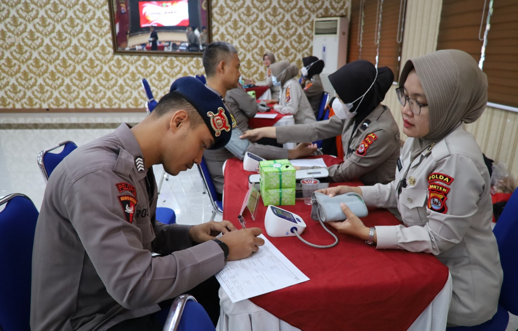 Bakti Sosial dan Donor Darah Di Daerah Hukum Polda Banten