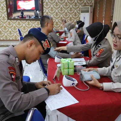 Bakti Sosial dan Donor Darah Di Daerah Hukum Polda Banten