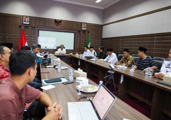 Rapat Koordinasi Pj Gubernur Bersama Apdesi Provinsi Banten