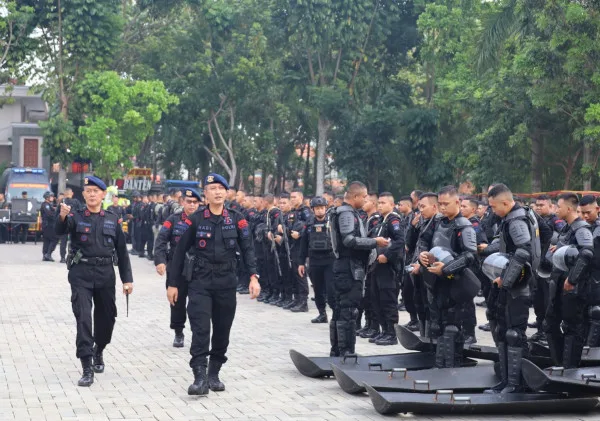 Wadansat Brimob Polda Banten Pimpin Apel Gelar Pasukan Serta Cek Personel Satbrimob