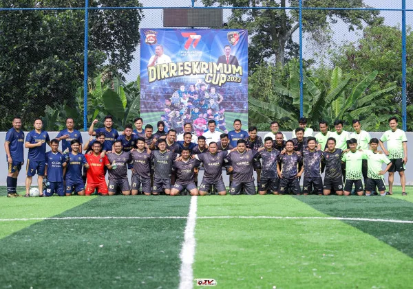 Meriahkan HUT Bhayangkara Ke-77, Dirreskrimum Polda Banten Berikan Reward Kepada Personel