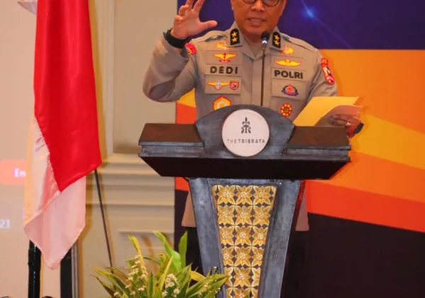 Polri Gelar Wayang Kulit Berlakon Wahyu Cakraningrat