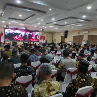 HUT Bhayangkara ke-77, Polda Banten Nonton Bersama Pagelaran Wayang Kulit Lakon Wahyu Cakraningrat