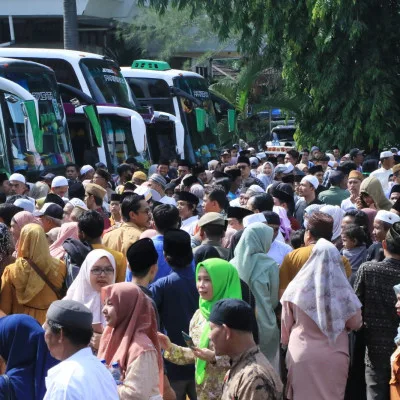 Tangis Haru Kepulangan Ratusan Jamaah Haji Asal Kabupaten Serang