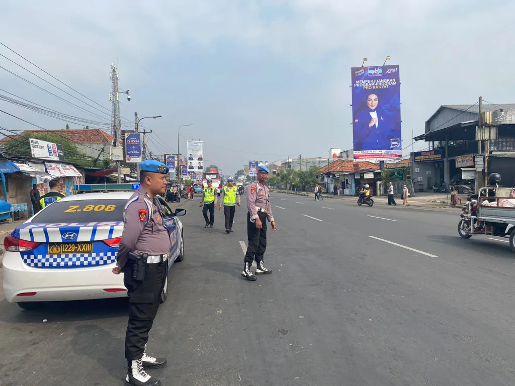 Hari Keenam Operasi Patuh Maung 2023, Ditlantas Polda Banten Gatur di Jalan Parung Kota Serang