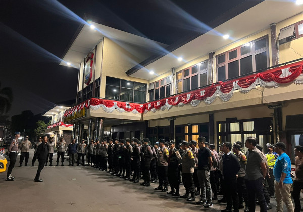 Cegah Kejahatan, Polres Cilegon Laksanakan Blue Light Patrol