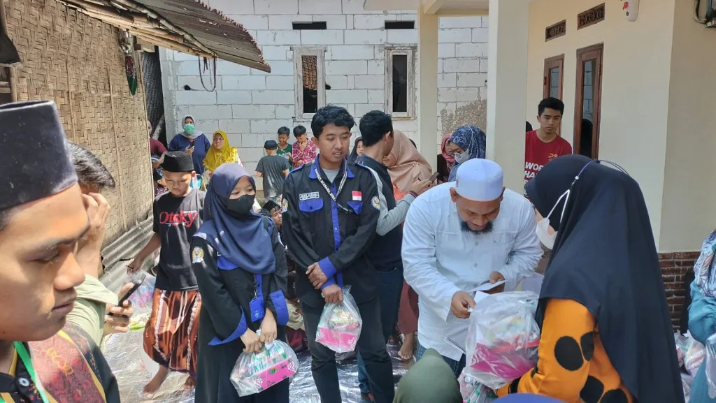 Santunan Dan Pembagian Sembako Yang Di Berikan Oleh Yayasan Yatim Mandiri Cabang Serang