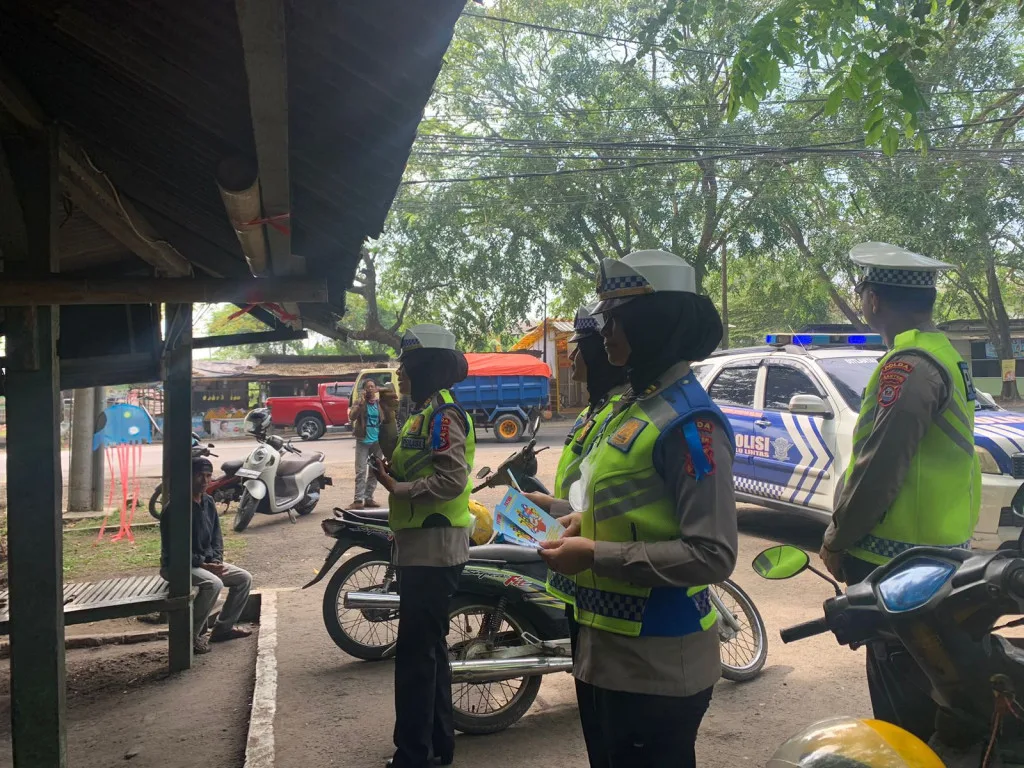 Hari Ke-11 Operasi Patuh Maung 2023, Ditlantas Polda Banten Beri Imbauan Kepada Ojek Pangkalan