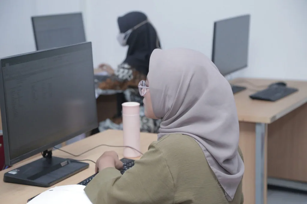 Hadapi Dunia Kerja, Ratusan Mahasiswa UPG Ikuti Sertifikasi Uji Kompetensi