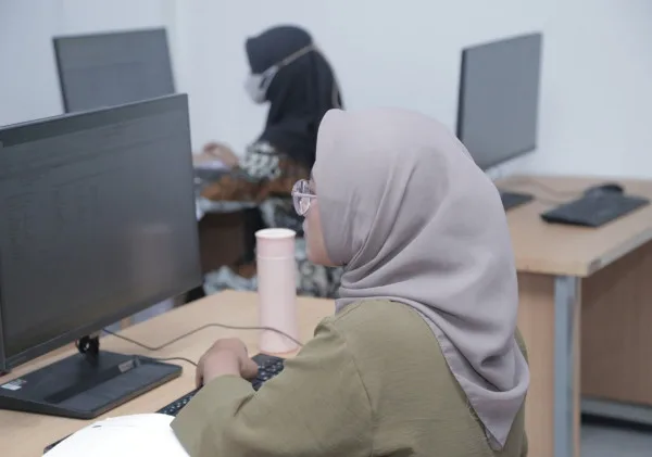 Hadapi Dunia Kerja, Ratusan Mahasiswa UPG Ikuti Sertifikasi Uji Kompetensi