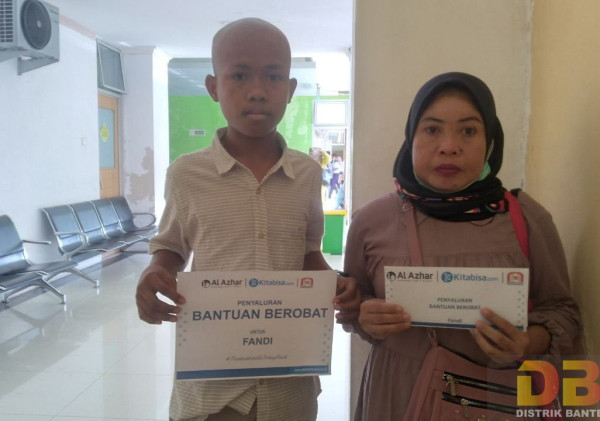 LAZ Al Azhar Sumbar Salurkan Bantuan Pengobatan di RSUP M. Djamil Padang