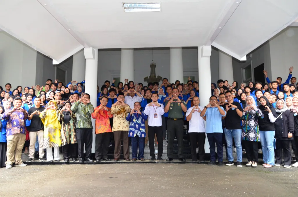 Pelepasan Ratusan Mahasiswa KKN Universitas Setia Budhi Rangkasbitung