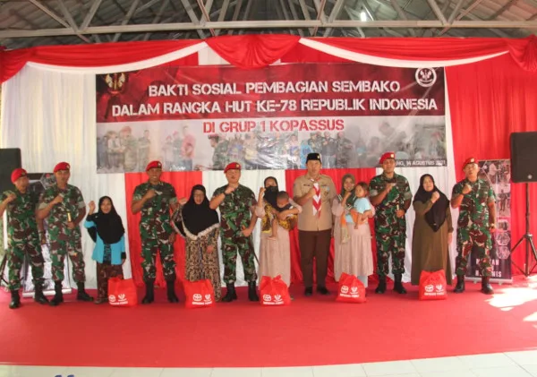 Semarak HUT ke-78 RI, Grup 1 Kopassus Gelar Bakti Sosial Kepada Masyarakat