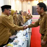 Rapat Inflasi, Pj Gubernur Banten Al Muktabar Fokuskan Pengendalian Harga Beras