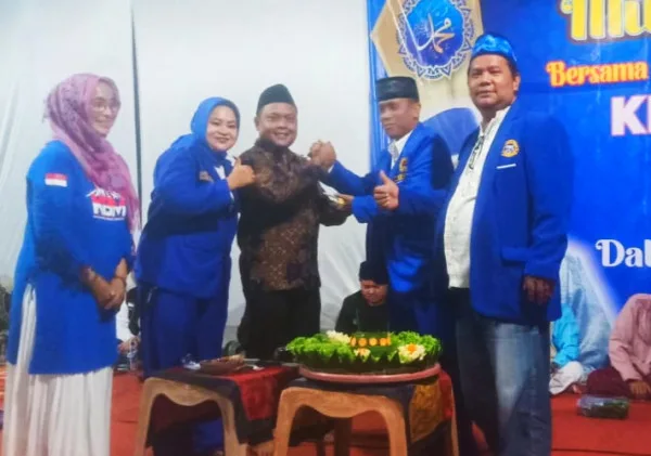 Milad Perdana KBM Gelar Maulid Akbar dan Tausiah Agama