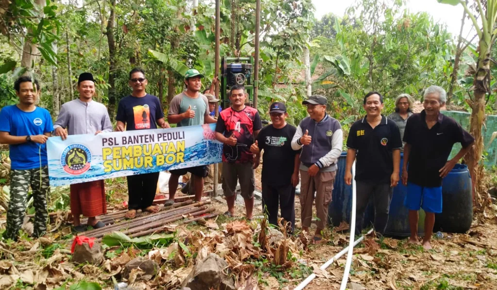 Bakti Sosial PSL Banten Bangun Sumur Bor di Kampung Sumedang