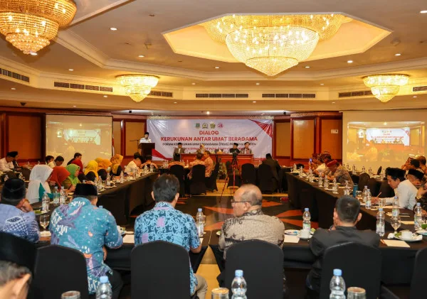Pj Gubernur Banten Al Muktabar Perkuat Stabilitas Daerah dengan Dialog Kerukunan Antar Umat Beragama