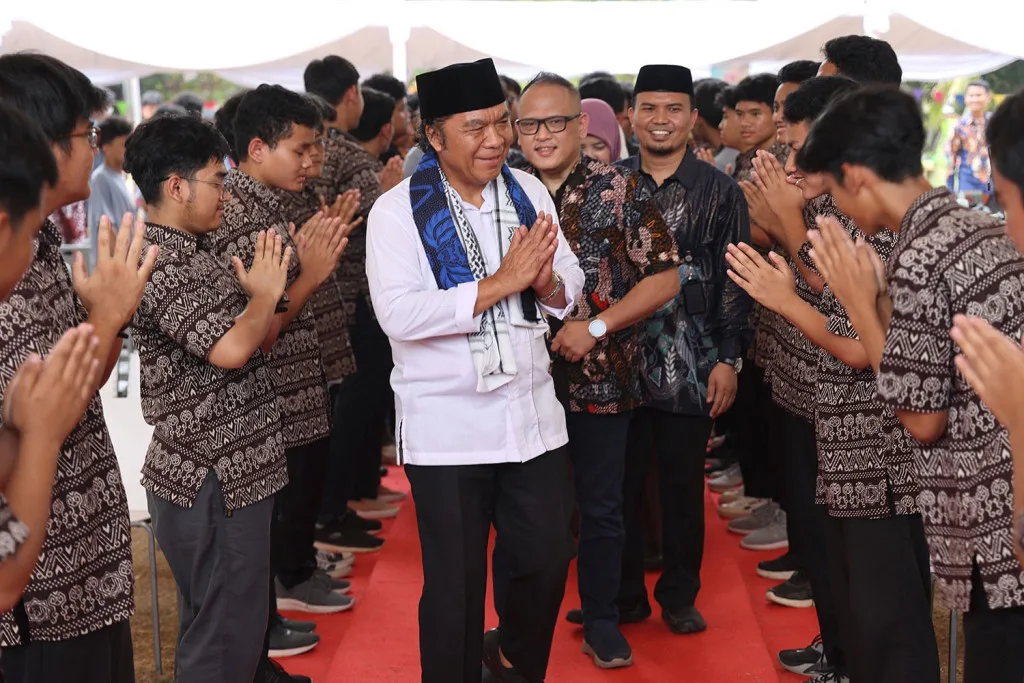 Menyongsong Indonesia Emas 2045, Pj Gubernur Banten Al Muktabar Dorong Lembaga Pendidikan Tingkatkan Daya Saing SDM