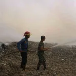 Aksi Heroik Sertu Ahdi Babinsa Koramil 0602-18/Kragilan Terkepung Oleh Api