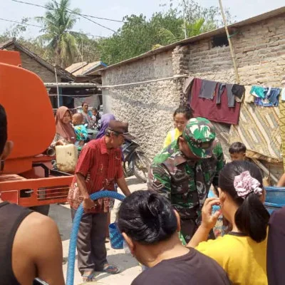 Koramil Kragilan Kembali Salurkan Bantuan Air bersih.