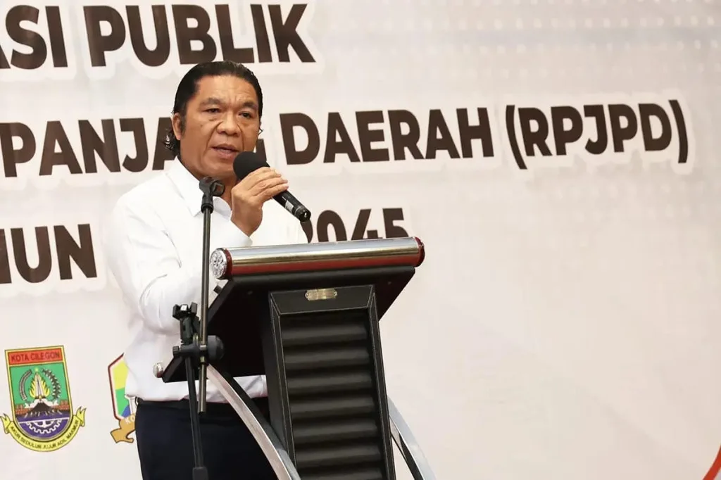 Pj Gubernur Al Muktabar Buka Forum Konsultasi Publik Rancangan Awal RPJPD Provinsi Banten 2025-2045