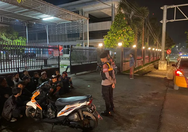 Antisipasi Kejahatan Jalanan, Personel Ditsamapta Polda Banten Lakukan Patroli OMB 2023