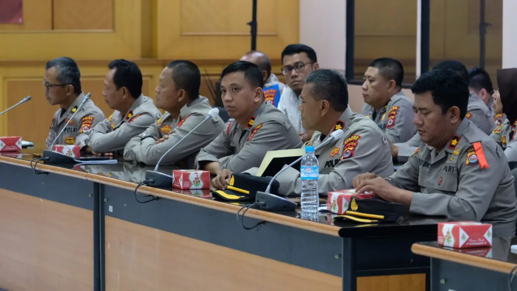 Polda Banten Gelar Pembinaan Etika Polri dan Sosalisasi Perpol Nomor 7 Tahun 2022