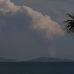 Gunung Anak Krakatau Siaga 3, Polda Banten Imbau Kembali Warga Pesisir Agar Waspada