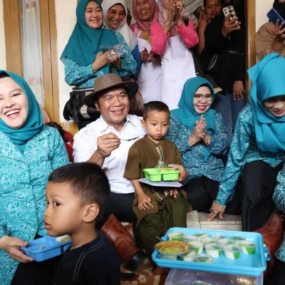 Pj Ketua TP PKK Provinsi Banten Tine Al Muktabar: Dapur PKK Untuk Bantuan Makanan Anak Stunting