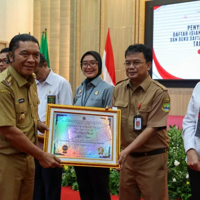 Gubernur Banten Serahkan DIPA dan TKD Tahun Anggaran 2024