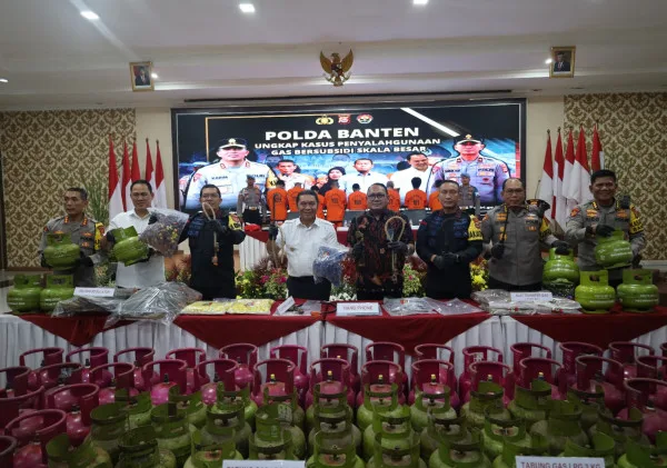 Polda Banten Ungkap Sindikat Penyuntik LPG Bersubsidi Beromzet Miliaran Rupiah Perhari