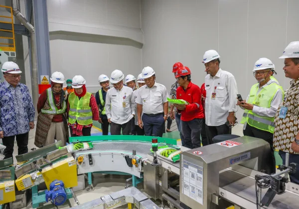 Pastikan Ketersediaan Bahan Produksi Beras Jelang Nataru, Al Muktabar Tinjau Kawasan Industri Terpadu Wilmar