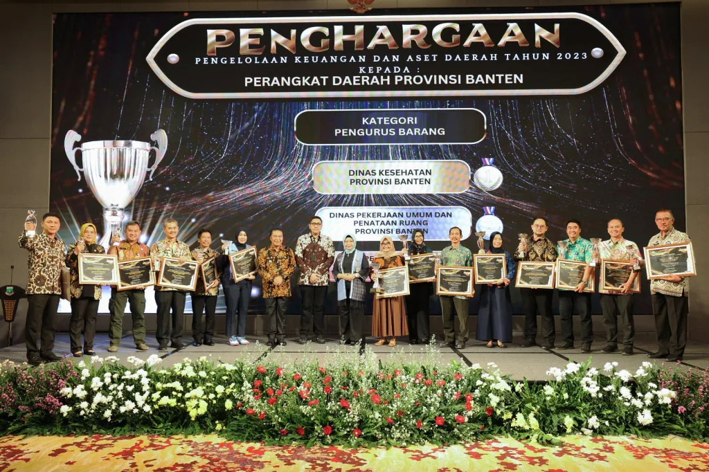 Al Muktabar Beri Penghargaan Pengelolaan Keuangan dan Aset Daerah