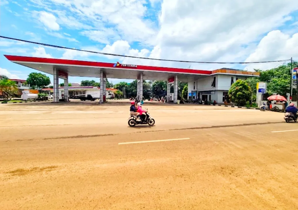 Kabar Gembira, PT Pertamina (Persero) Memberikan Kado Spesial Tahun Baru, Harga BBM di Wilayah Banten Turun Harga!