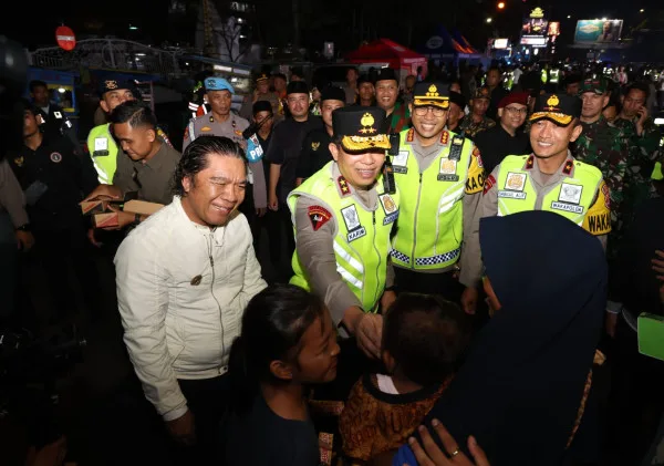 Pantau Perayaan Pergantian Tahun, Pj Gubernur Al Muktabar : Semuanya Kondusif
