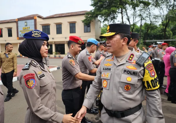 Kapolda Banten Pimpin Upacara Kenaikan Pangkat Polri Polda Banten Periode 1 Januari 2024