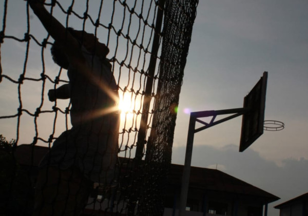 Lakukan 5 Cara Ini Biar Hidup Lebih Tenang