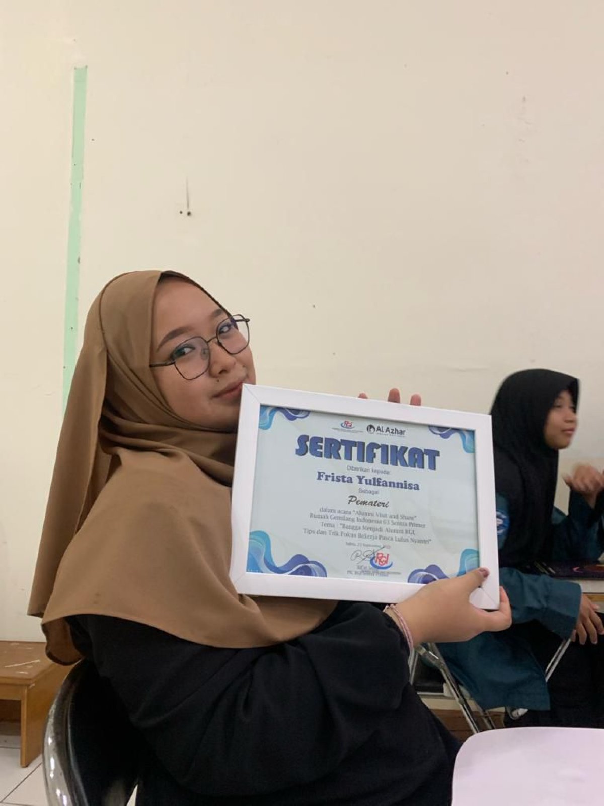 Kisah Sukses Frista, Anak Pekerja Laundry yang Berkarir di Perusahaan IT Ternama