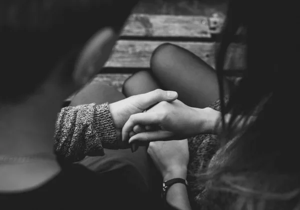 10 Kata Gombalan Yang Bikin Doi Baper dan Klepek-Klepek!