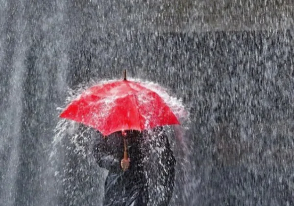 BMKG Menghimbau Waspada Potensi Hujan Hingga Malam Hari di Wilayah Banten