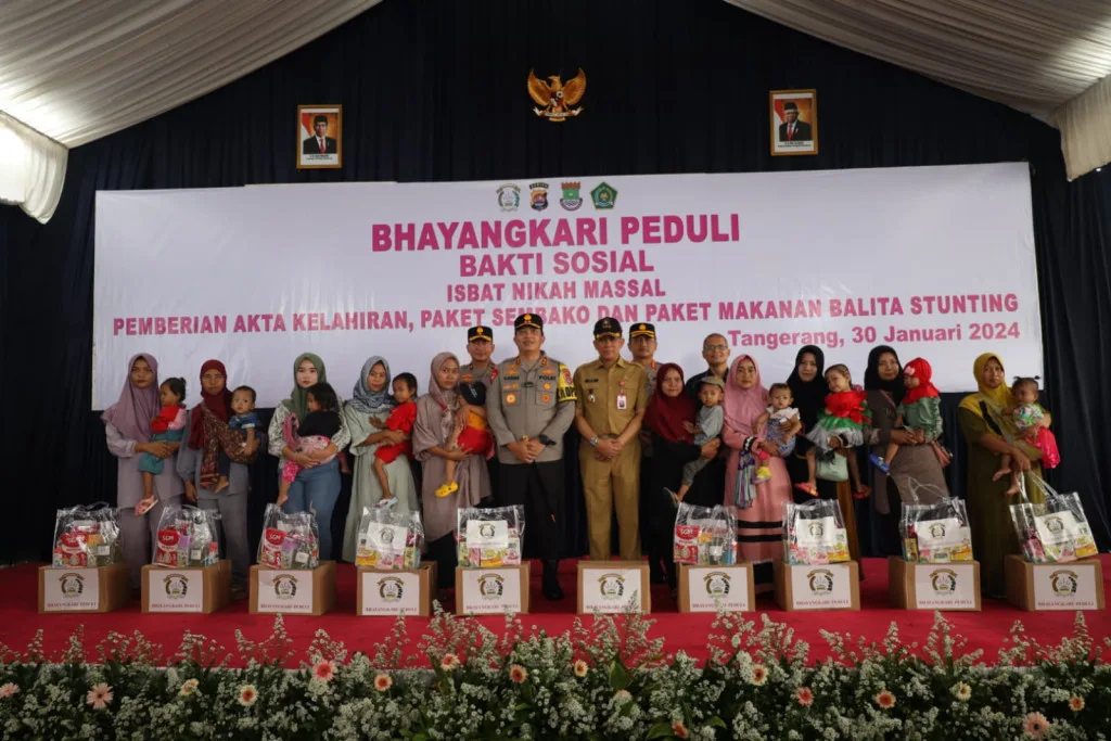 Polda Banten, Bhayangkari, dan Kementerian Agama Kabupaten Tangerang Gelar Bakti Sosial di Gunung Kaler: Meningkatkan Kepedulian dan Meringankan Beban Masyarakat